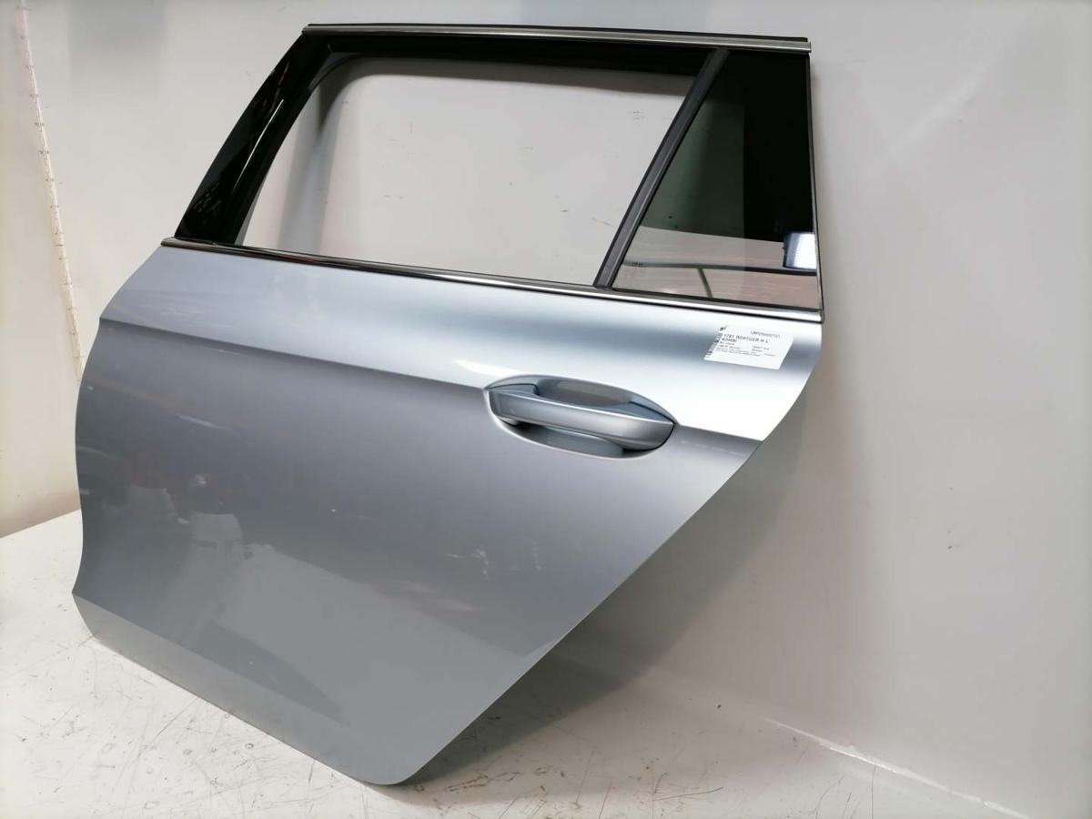 VW Passat B9 original Tür hinten links LM7P Oyster Silver Kombi Variant Rohbau Bj.2024